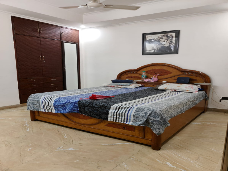 2 BHK Apartment 1250 Sq.ft. for Rent in Crossing Republik, Ghaziabad
