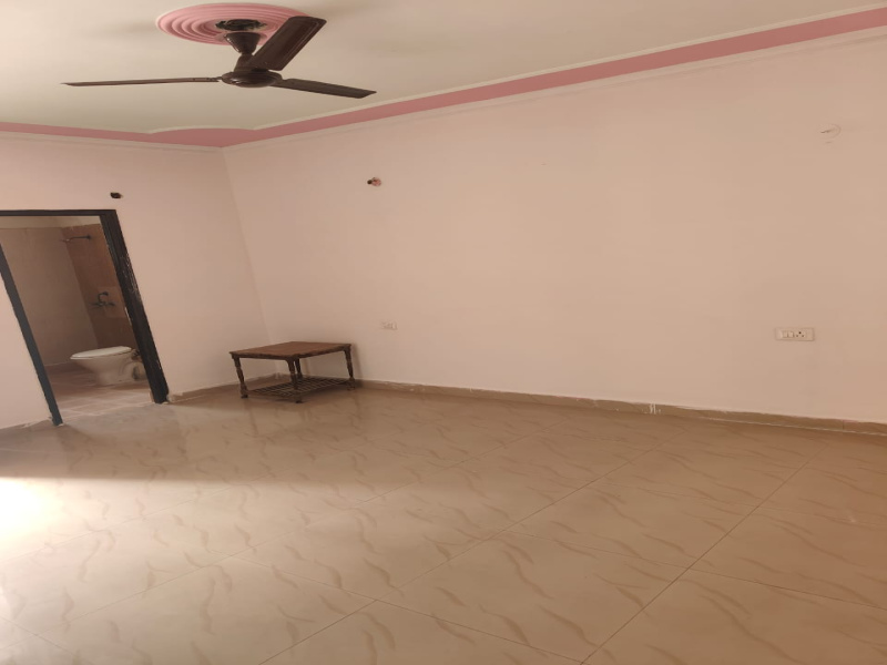3 BHK Apartment 1725 Sq.ft. for Rent in Crossing Republik, Ghaziabad