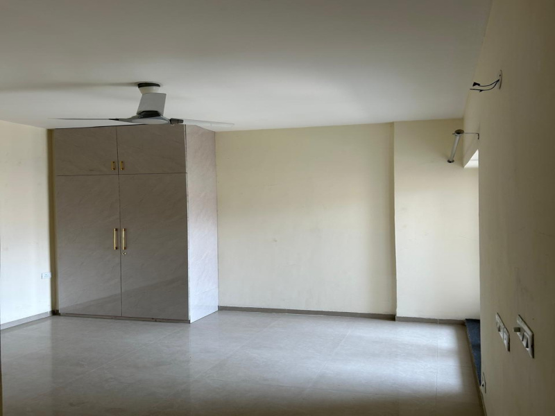 2 BHK Apartment 1250 Sq.ft. for Sale in Crossing Republik, Ghaziabad