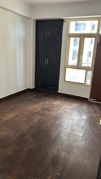 2.5 BHK Apartment 1320 Sq.ft. for Sale in Crossing Republik, Ghaziabad