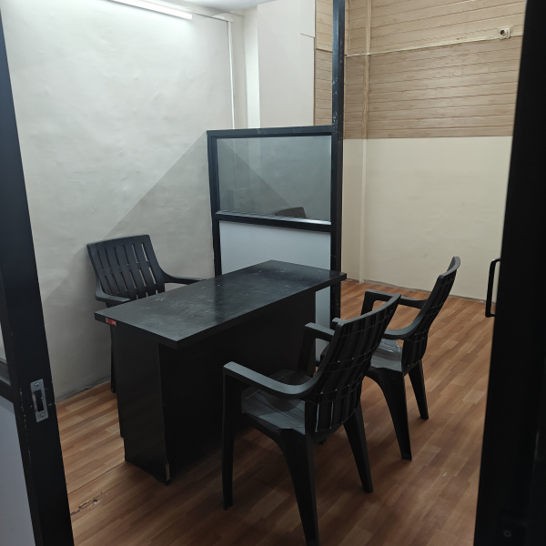  165 Sq.ft. Office Space for Sale in Dhantoli, Nagpur