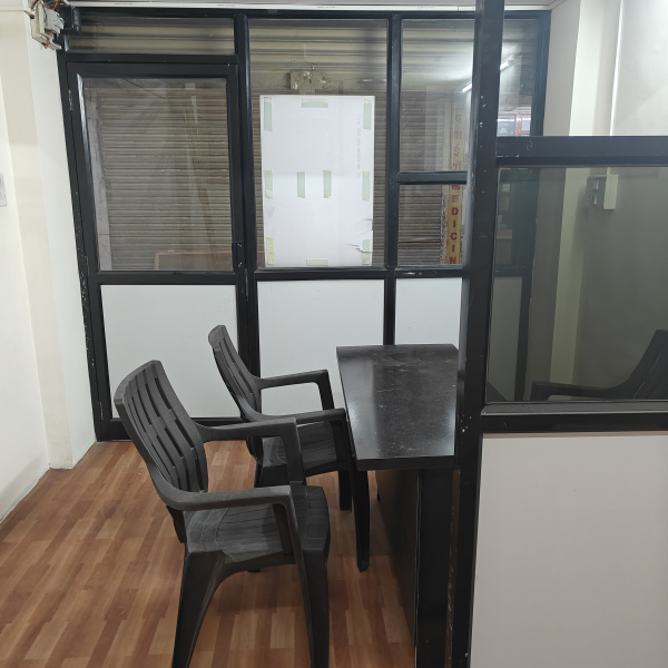  165 Sq.ft. Office Space for Sale in Dhantoli, Nagpur