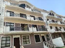 5 BHK House & Villa for Sale in Patiala Road, Zirakpur