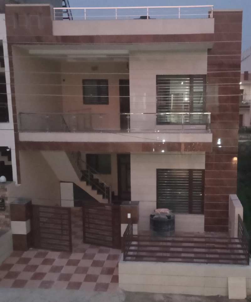 4 BHK House 2300 Sq.ft. for Sale in