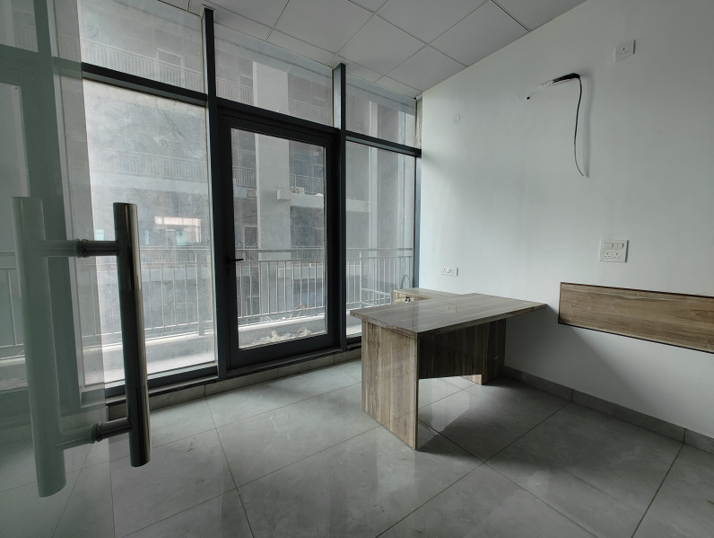  Office Space 856 Sq.ft. for Rent in Techzone 4, Greater Noida