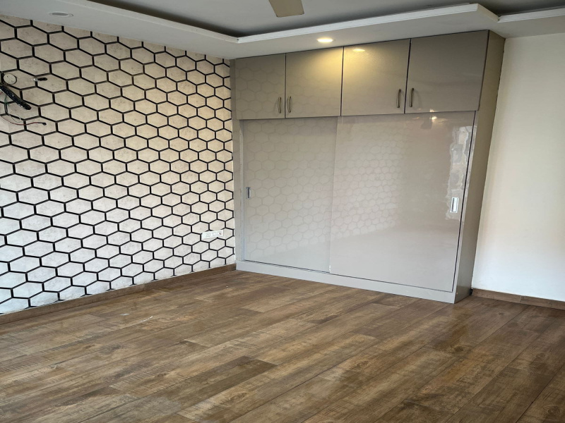 3.5 BHK 200 Sq.ft. Builder Floor for Sale in VIP Road, Zirakpur