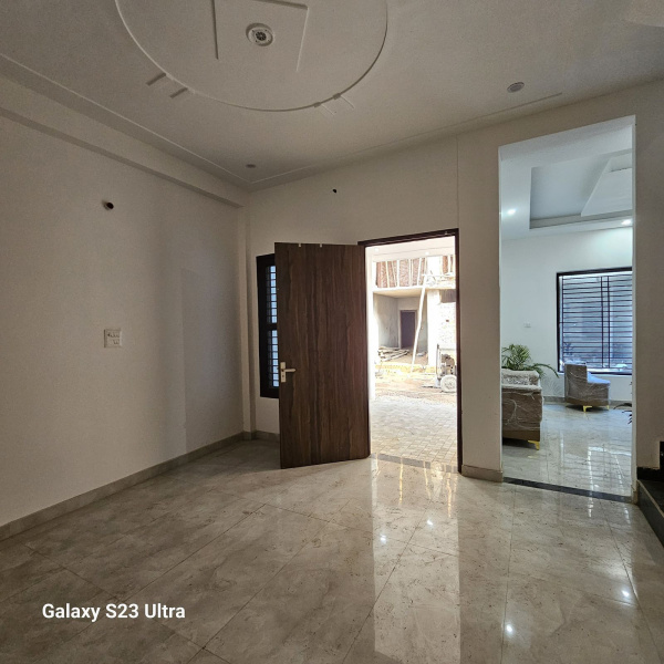 3.5 BHK 100 Sq.ft. Villa for Sale in Sector 16B Greater Noida West