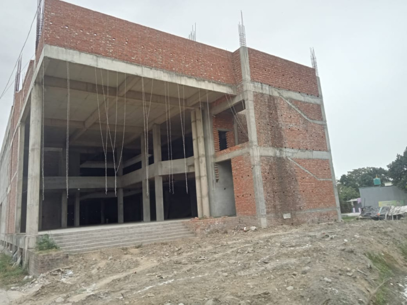  32000 Sq.ft. Showroom for Sale in Rampur, Haldwani