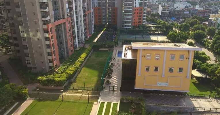  Penthouse 7 Acre for Sale in Ahinsa Khand, Indirapuram, Ghaziabad