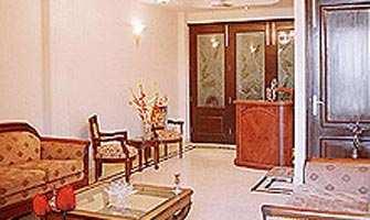 3 BHK Builder Floor for Rent in Vasant Vihar, Delhi