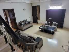 4 BHK House for Sale in Sushant Lok Phase I, Gurgaon