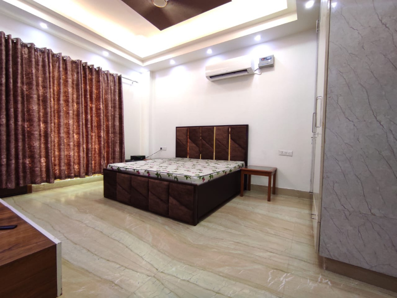 1 BHK Builder Floor 300 Sq. Yards for Rent in Sushant Lok Phase III, Gurgaon