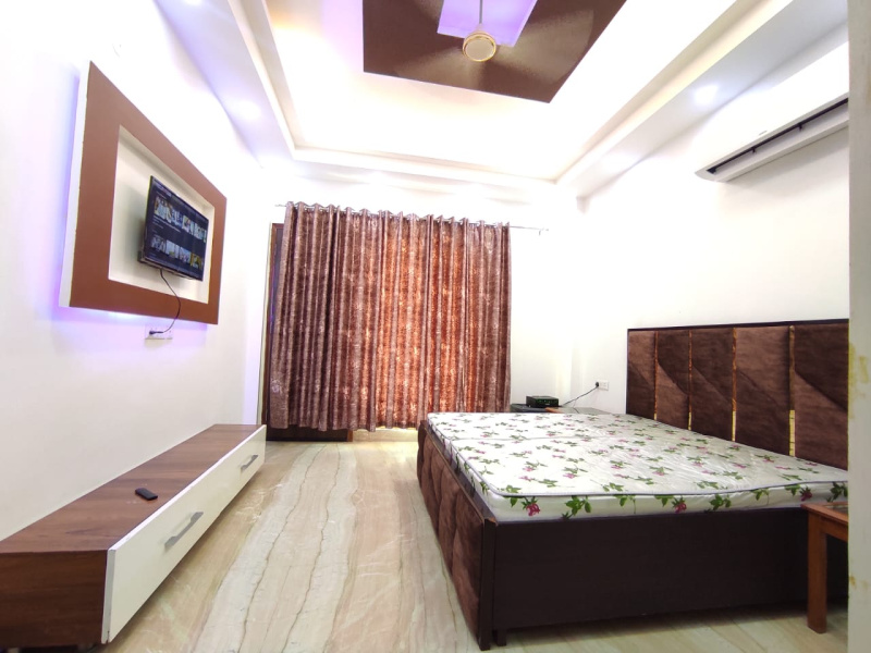 1 BHK Builder Floor 300 Sq. Yards for Rent in Sushant Lok Phase III, Gurgaon