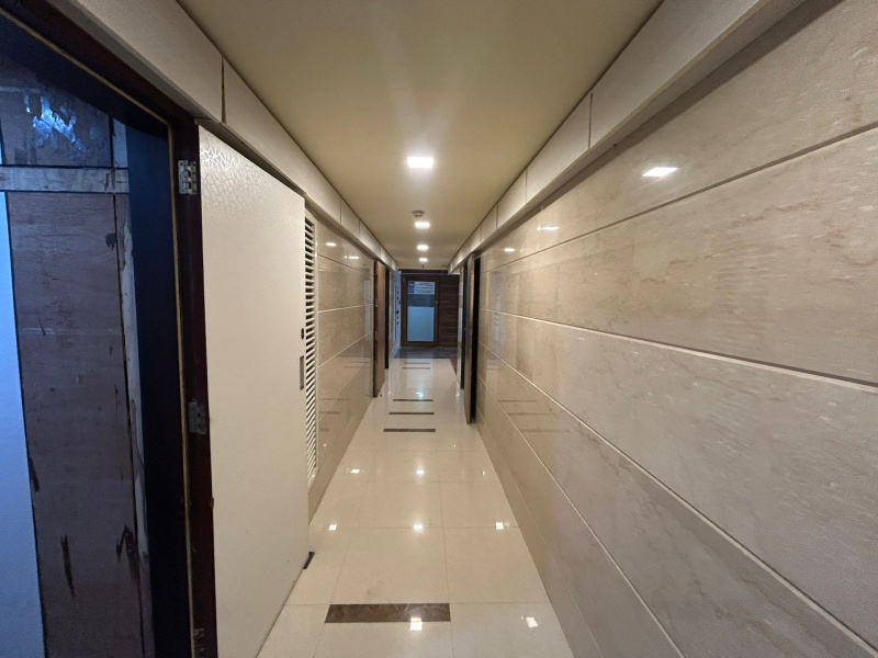  Office Space 1000 Sq.ft. for Rent in Nariman Point, Mumbai
