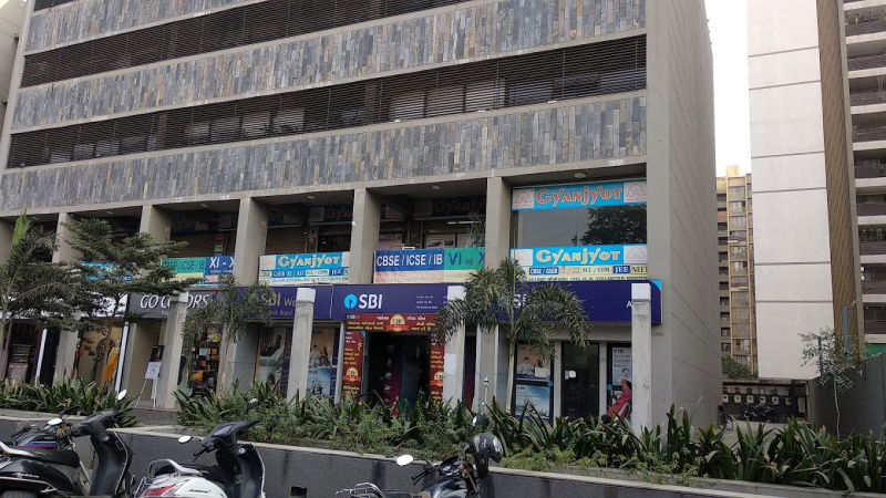  Showroom 1151 Sq.ft. for Rent in South Bopal, Ahmedabad