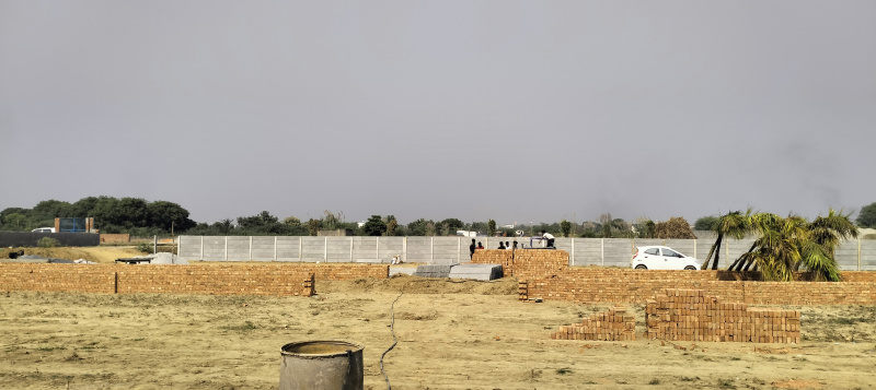  Residential Plot 100 Sq. Yards for Sale in Yamuna Expressway, Greater Noida