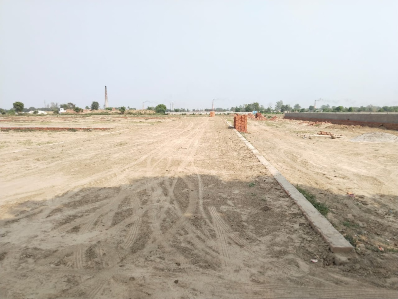  Residential Plot 100 Sq. Yards for Sale in Yamuna Expressway, Greater Noida