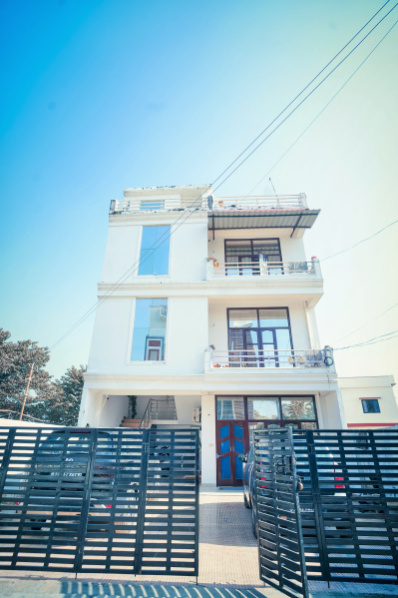 3 BHK Apartment 2000 Sq.ft. for Sale in Rajeshwar Nagar, Dehradun