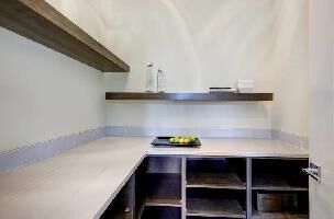  Showroom for Rent in Kotla, Delhi