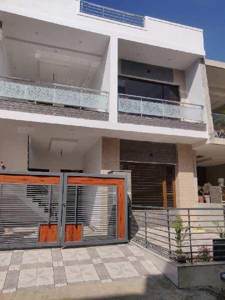 3 BHK House & Villa 139 Sq. Yards for Sale in Sunny Enclave, Mohali