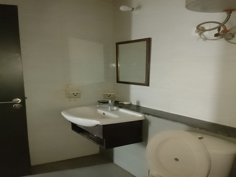 1 BHK 700 Sq.ft. Apartment for Sale in Sector 106 Gurgaon