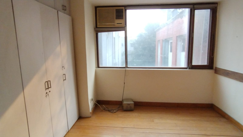 6 BHK Apartment 3100 Sq.ft. for Sale in Safdarjung Enclave, Delhi