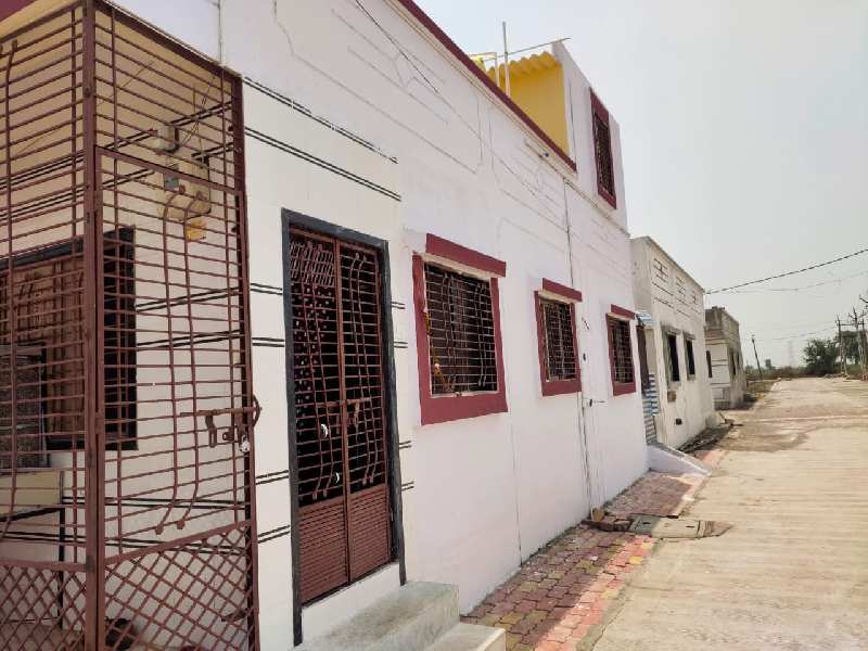 House 432 Sq.ft. for Sale in Kadodara, Surat (REI1047186)