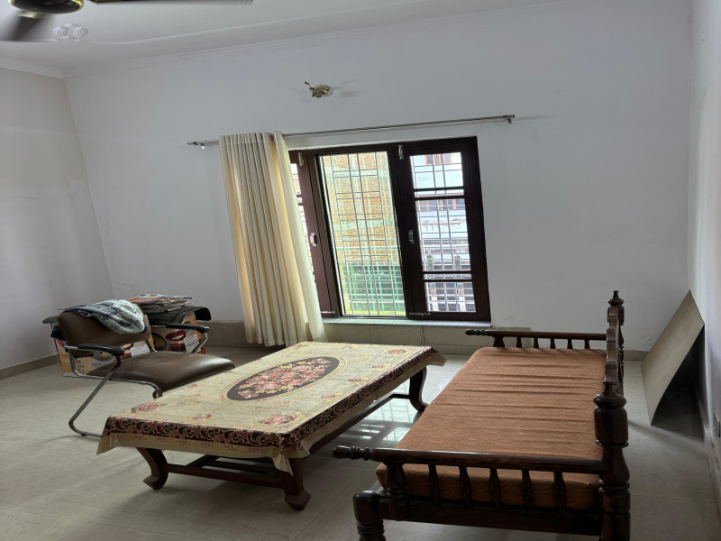 3 BHK Villa 2000 Sq.ft. for Rent in Subhash Nagar, Dehradun