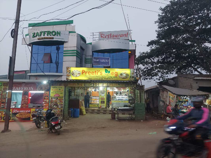 Commercial Shop 1000 Sq.ft. for Rent in Sum Hospital Road, Bhubaneswar