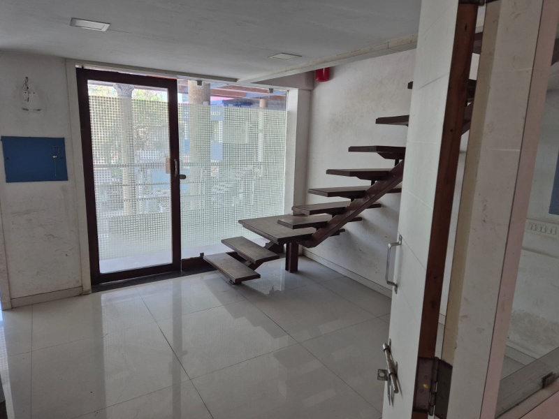 774 Sq.ft. Commercial Shop for Sale in Sagrampura, Surat