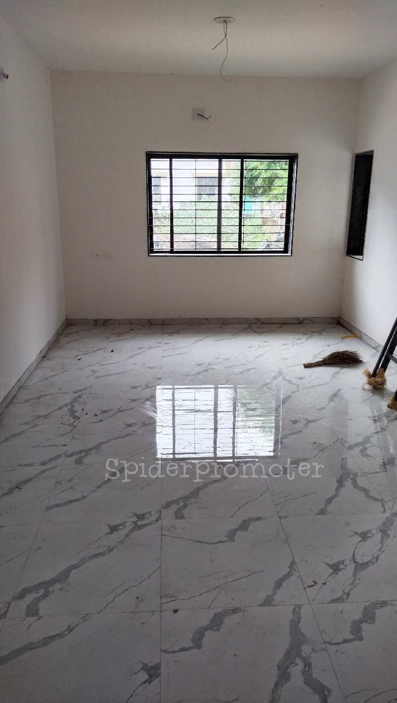 4 BHK House 1700 Sq.ft. for Sale in Bakrol, Anand