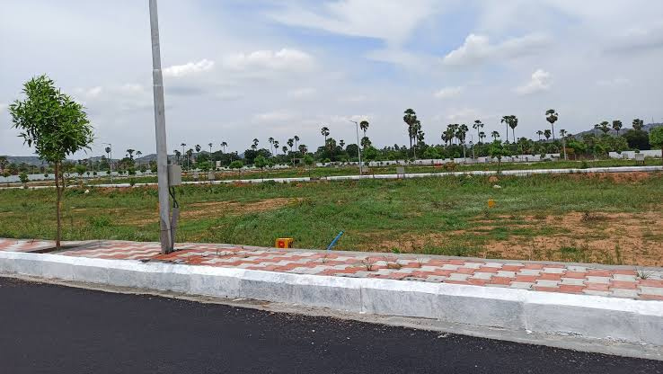  1518 Sq.ft. Residential Plot for Sale in Badlapur, Thane
