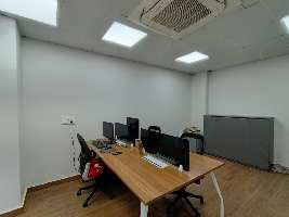  Office Space for Sale in Gyan Khand 1, Indirapuram, Ghaziabad