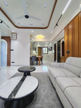 4 BHK Flat for Sale in Ambawadi, Ahmedabad