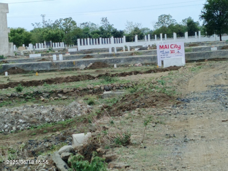  2714 Sq.ft. Commercial Land for Sale in Velahari, Nagpur