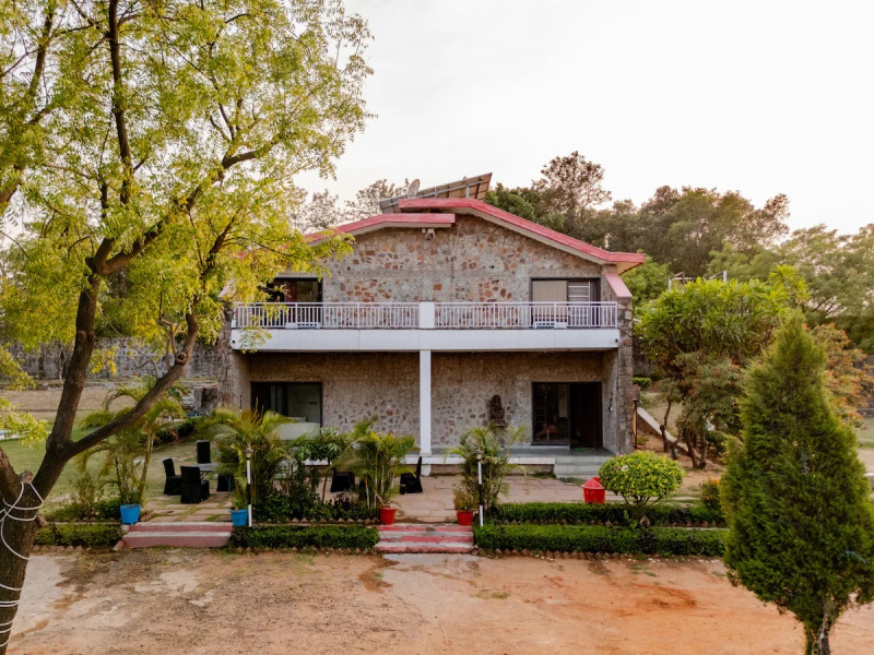 5 BHK 2 Ares Farm House for Rent in Bandhwari, Gurgaon