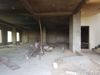  Showroom for Rent in Fatehabad Road, Agra