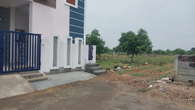  Commercial Land 2000 Sq.ft. for Sale in Guduvancheri, Chennai