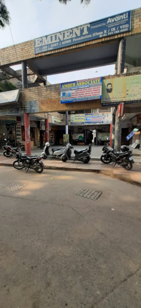 777 Sq.ft. Commercial Shop for Sale in Pocket L, Sarita Vihar, Delhi