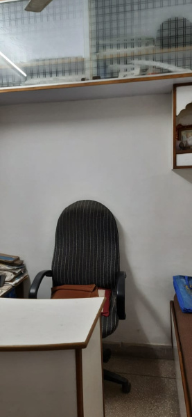  777 Sq.ft. Commercial Shop for Sale in Pocket L, Sarita Vihar, Delhi