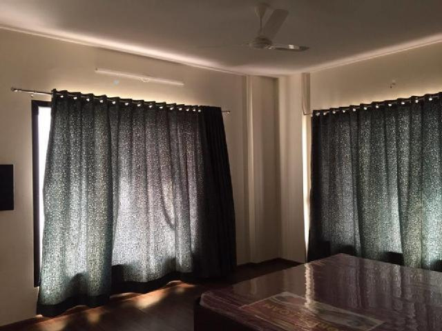 1 BHK Apartment 640 Sq.ft. for Sale in Pushpak Nagar, Navi Mumbai