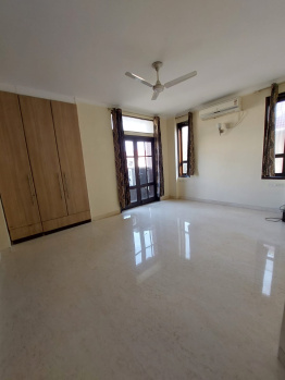 5 BHK Flat for Sale in South Extension II, Delhi