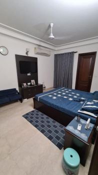 3 BHK Flat for Sale in Block R, Green Park Extention, Delhi