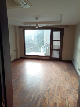4 BHK Builder Floor for Sale in Block W, Greater Kailash I, Delhi