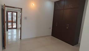 3 BHK Builder Floor for Sale in Block A Defence Colony, Delhi