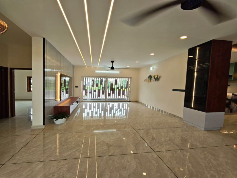 4 BHK 2000 Sq.ft. Villa for Sale in Vadackal, Alappuzha