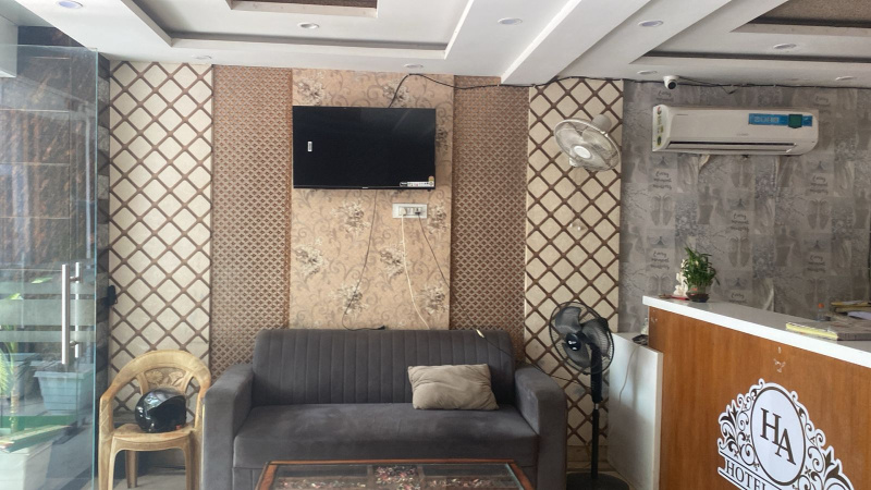 10 BHK 9000 Sq.ft. House for Sale in Mahmoorganj, Varanasi