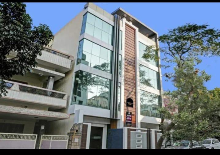 10 BHK 9000 Sq.ft. House for Sale in Mahmoorganj, Varanasi