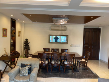 5 BHK Builder Floor for Sale in Block S Panchsheel Park, Delhi