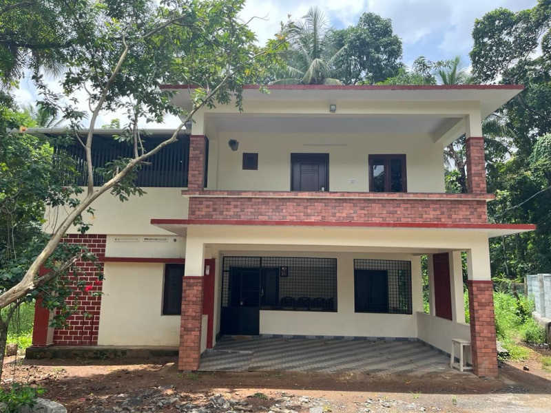 5 BHK House 2000 Sq.ft. for Sale in Vaniamkulam, Palakkad
